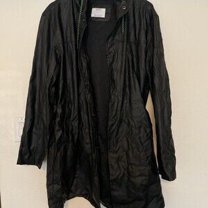 Black Lightweight Rain Resistant Jacket